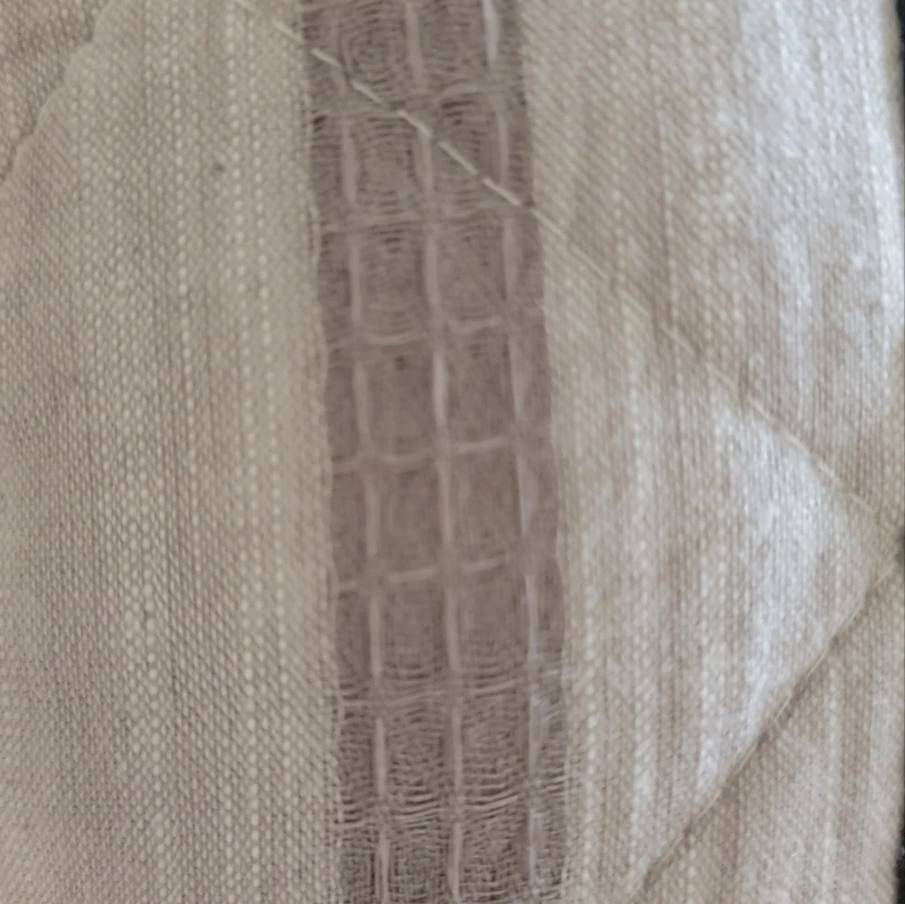 New King Cotton Quilt Rachel Zoe 106" x 92" Grey - Picture 7 of 12